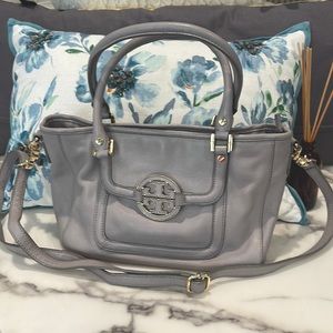 Tory Burch Amanda Satchel! Crossbody! Grey Leather